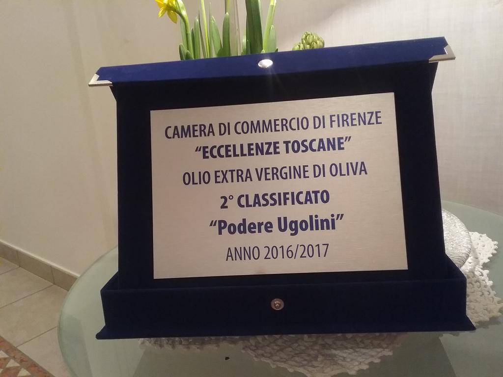 Casa Vacanze Podere Ugolini Ronta Екстер'єр фото