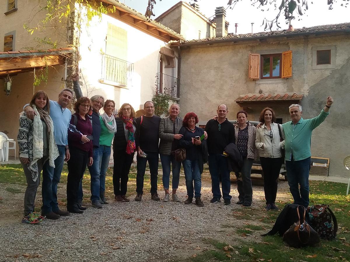 Casa Vacanze Podere Ugolini Ronta Екстер'єр фото