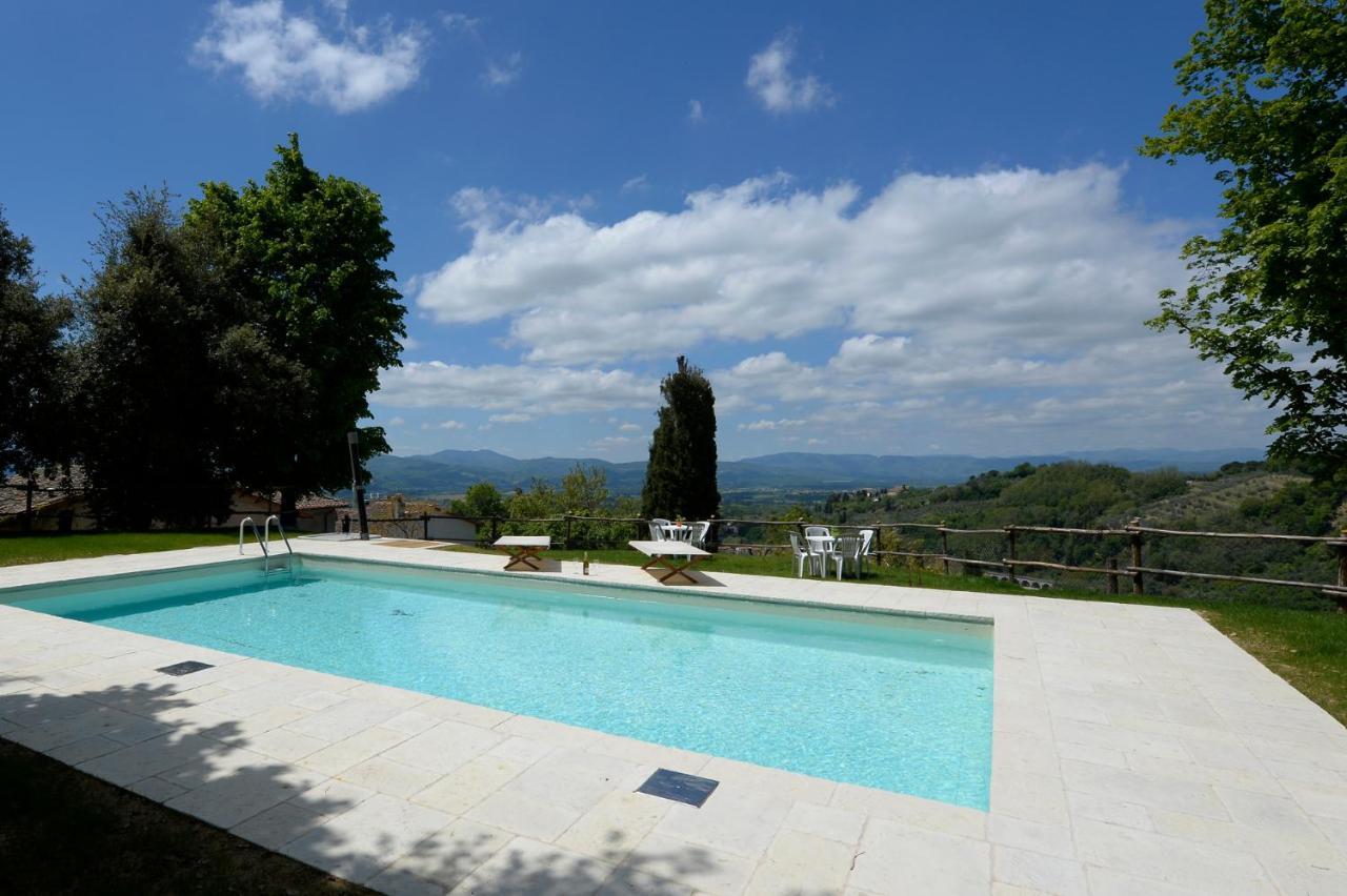 Casa Vacanze Podere Ugolini Ronta Екстер'єр фото